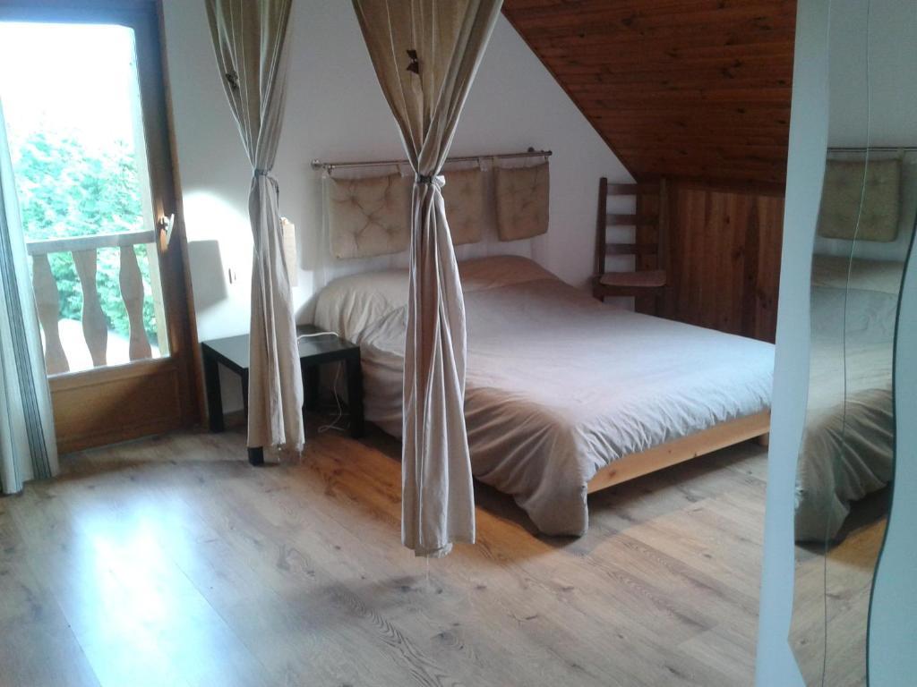 Chambres D 'Hotes "Au Vieux Pressoir" Belley Pokój zdjęcie